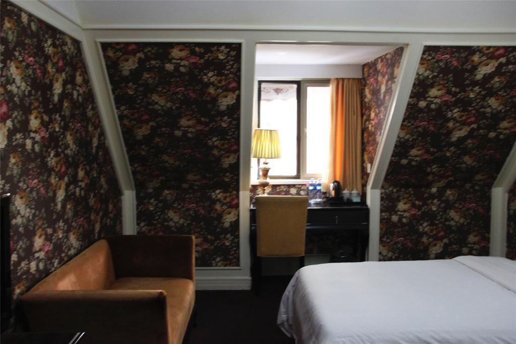 Manhattan Jinling Hotel Shanghai Room photo