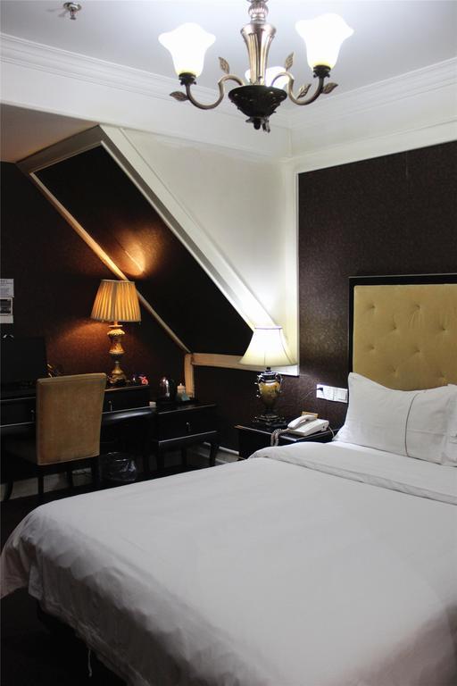 Manhattan Jinling Hotel Shanghai Room photo