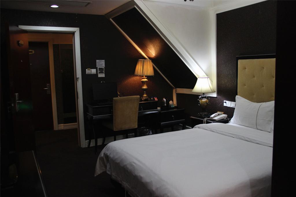 Manhattan Jinling Hotel Shanghai Room photo