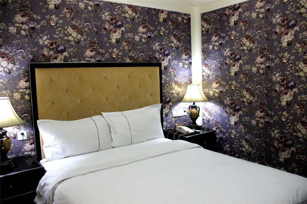 Manhattan Jinling Hotel Shanghai Room photo